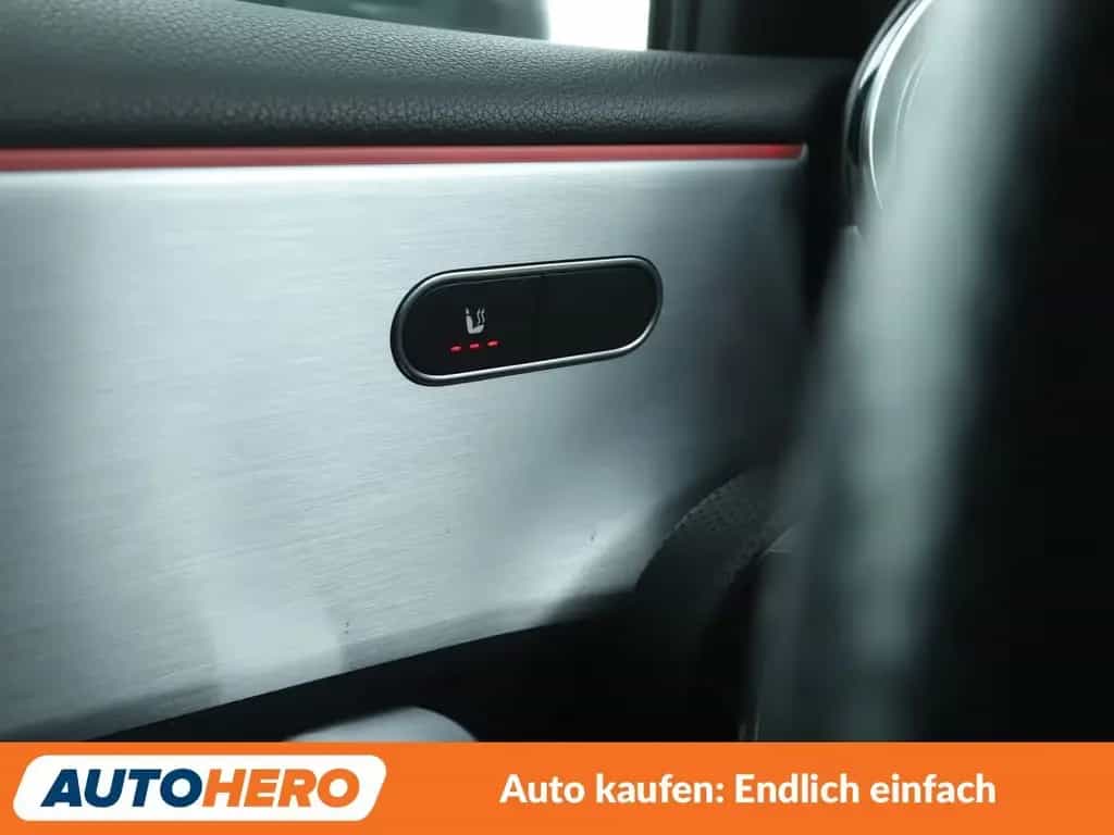Mercedes-Benz A 35 AMG 4Matic Aut.*NAVI*CAM*SHZ*TEMPO* 03/2019-photo-26