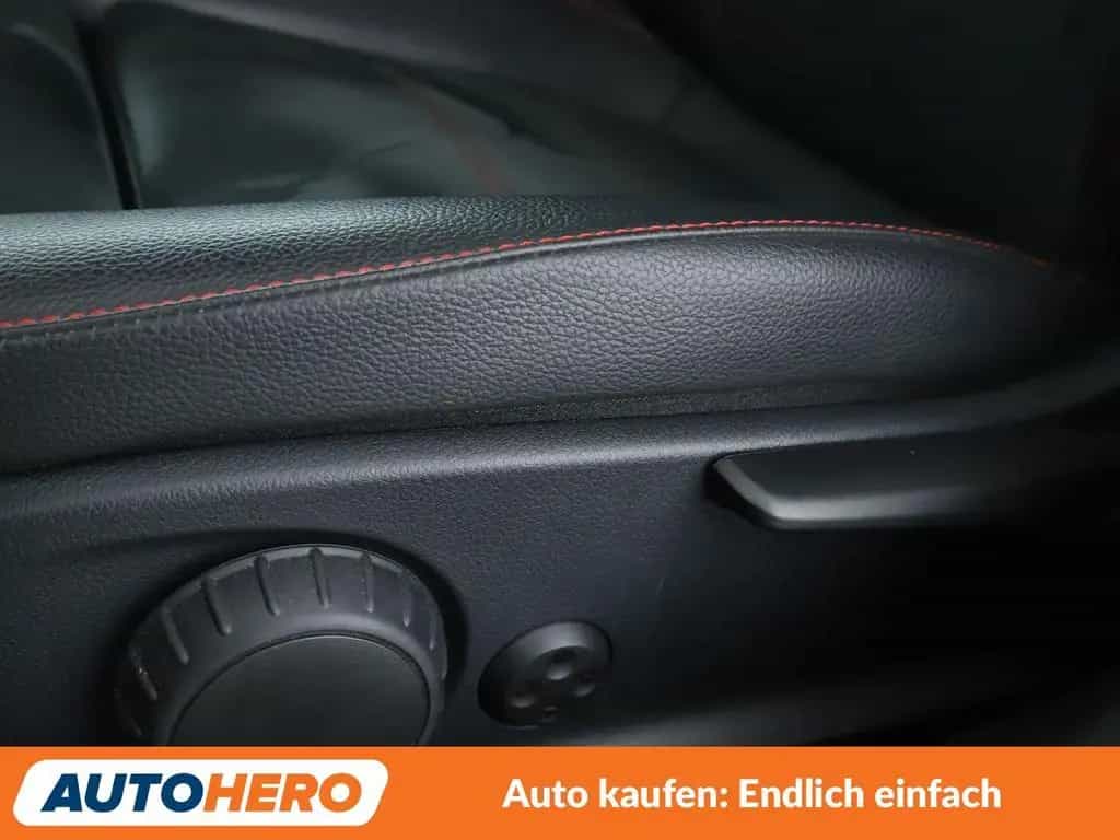Mercedes-Benz A 35 AMG 4Matic Aut.*NAVI*CAM*SHZ*TEMPO* 03/2019-photo-31