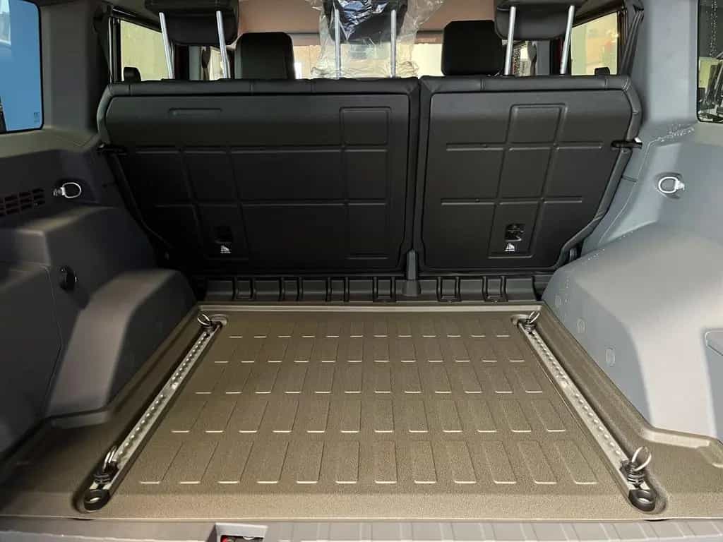 INEOS Grenadier Station Wagon Trialmaster Edition null-photo-17