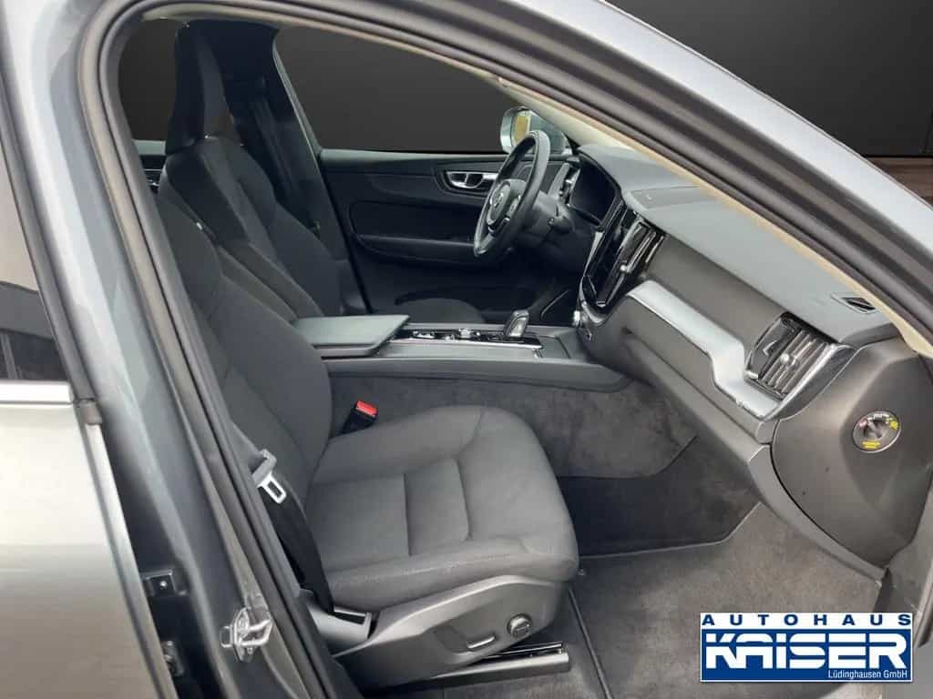 Volvo XC60 Momentum Pro 2WD B4 Diese lAHK Abnehmbar/Al 06/2021-photo-14