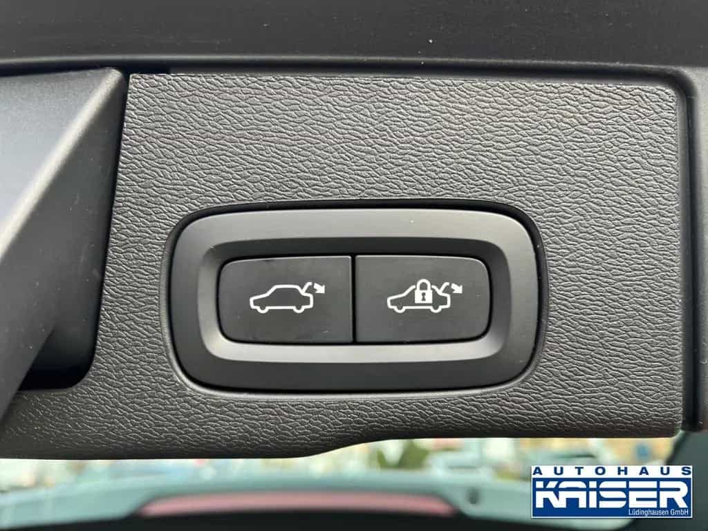 Volvo XC60 Momentum Pro 2WD B4 Diese lAHK Abnehmbar/Al 06/2021-photo-25