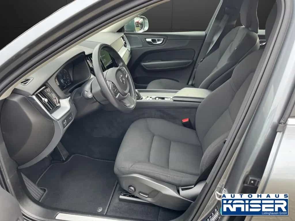 Volvo XC60 Momentum Pro 2WD B4 Diese lAHK Abnehmbar/Al 06/2021-photo-9
