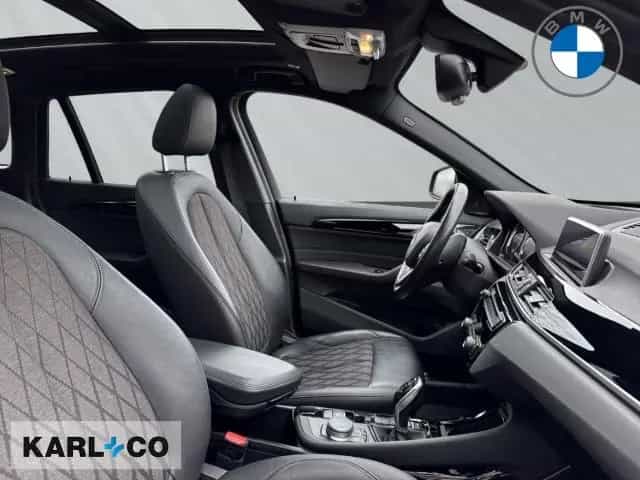 BMW X1 18iA sDrive xLine Navi LED H/K Pano.Alarm 02/2019-photo-12