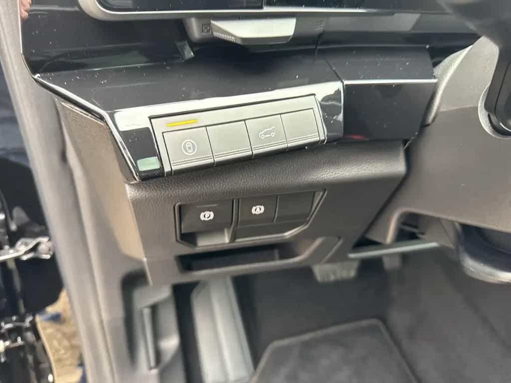 Renault Austral Mild Hyb.160 Techno *Automatik/Pano/SHZG 06/2025-photo-25