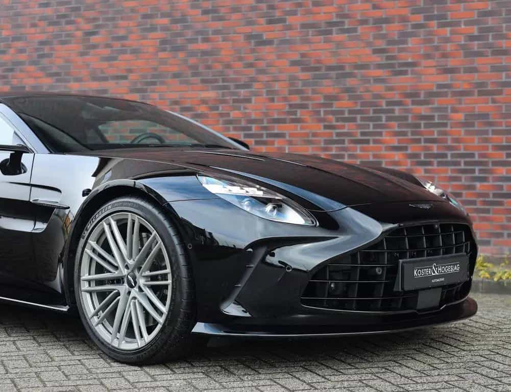Aston Martin V8 Vantage 4.0 V8 05/2025-photo-17