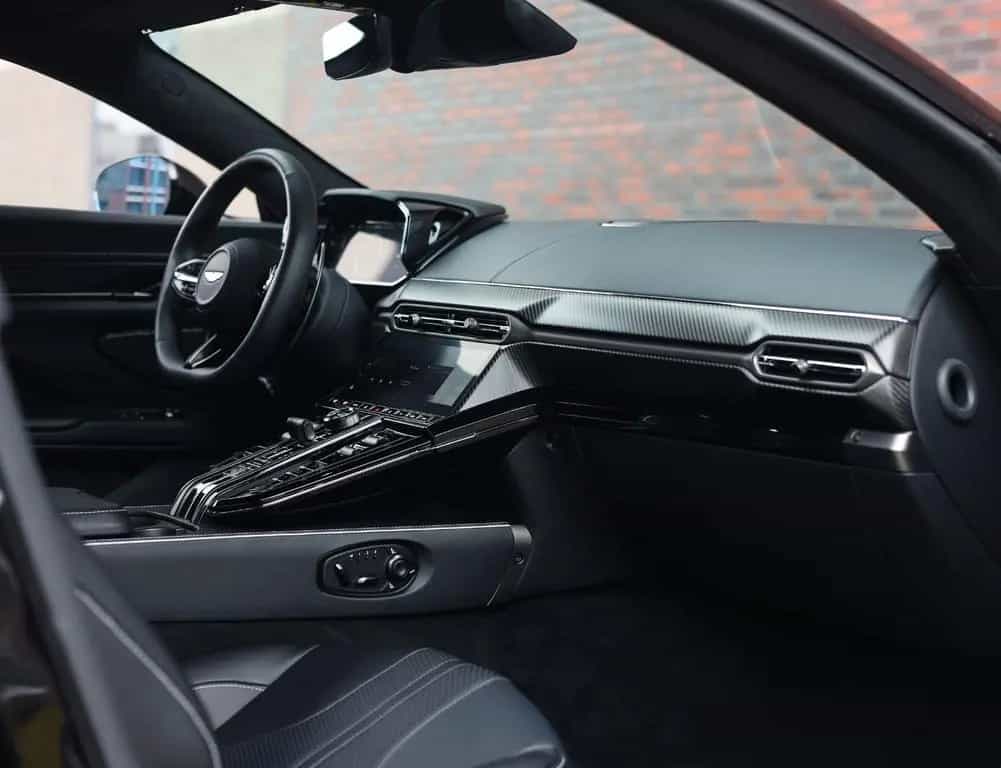 Aston Martin V8 Vantage 4.0 V8 05/2025-photo-22