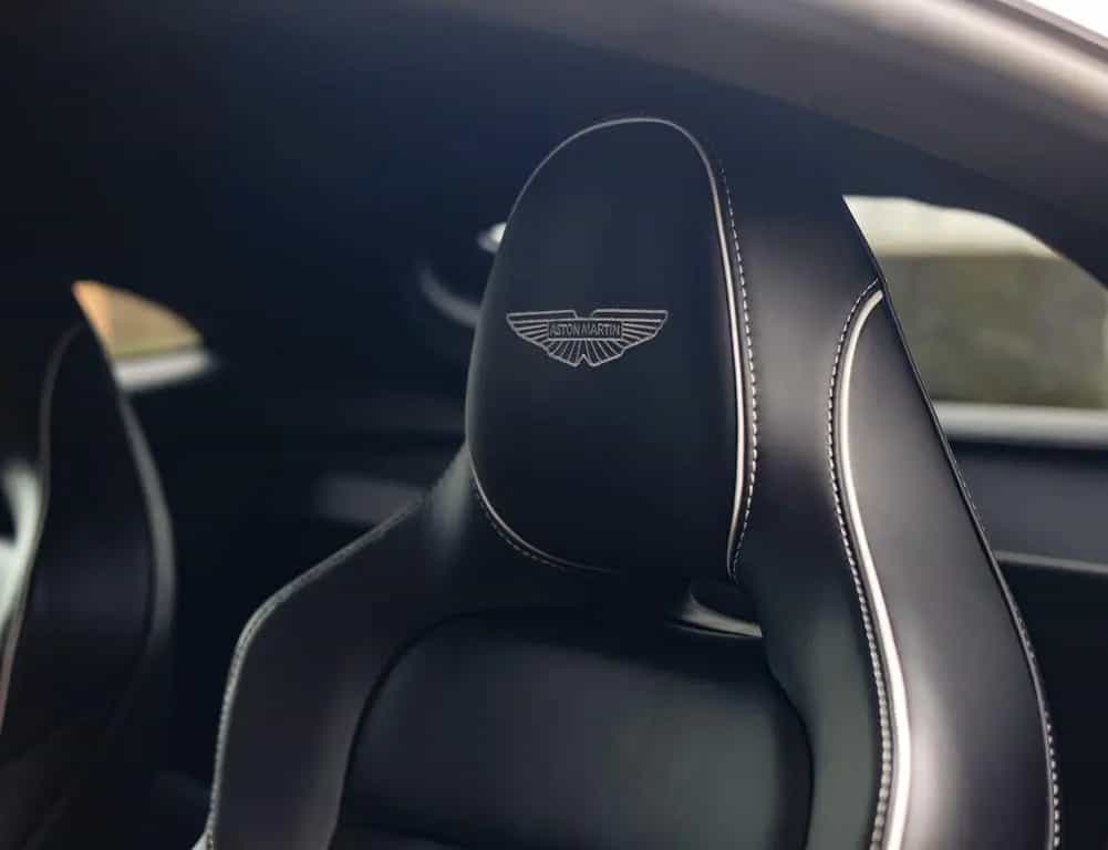 Aston Martin V8 Vantage 4.0 V8 05/2025-photo-25