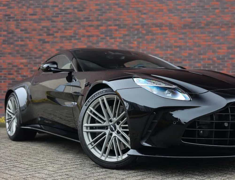 Aston Martin V8 Vantage 4.0 V8 05/2025-photo-5