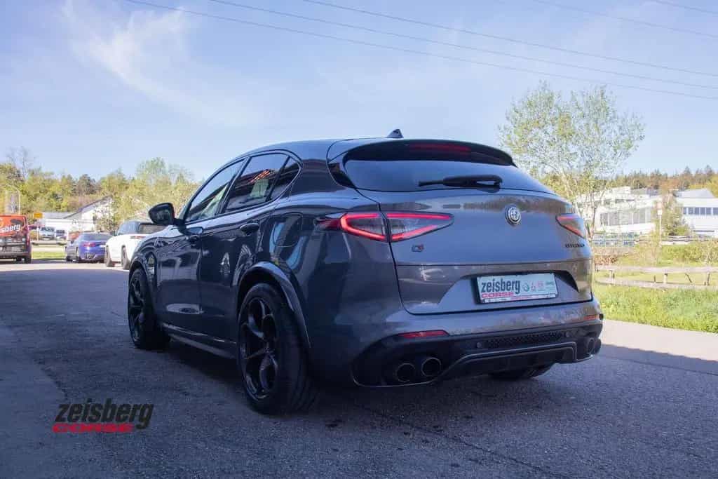 Alfa Romeo Stelvio Stelvio QV V6 2.9 Bi-Turbo AT8-Q4 1. Han 02/2021-photo-2