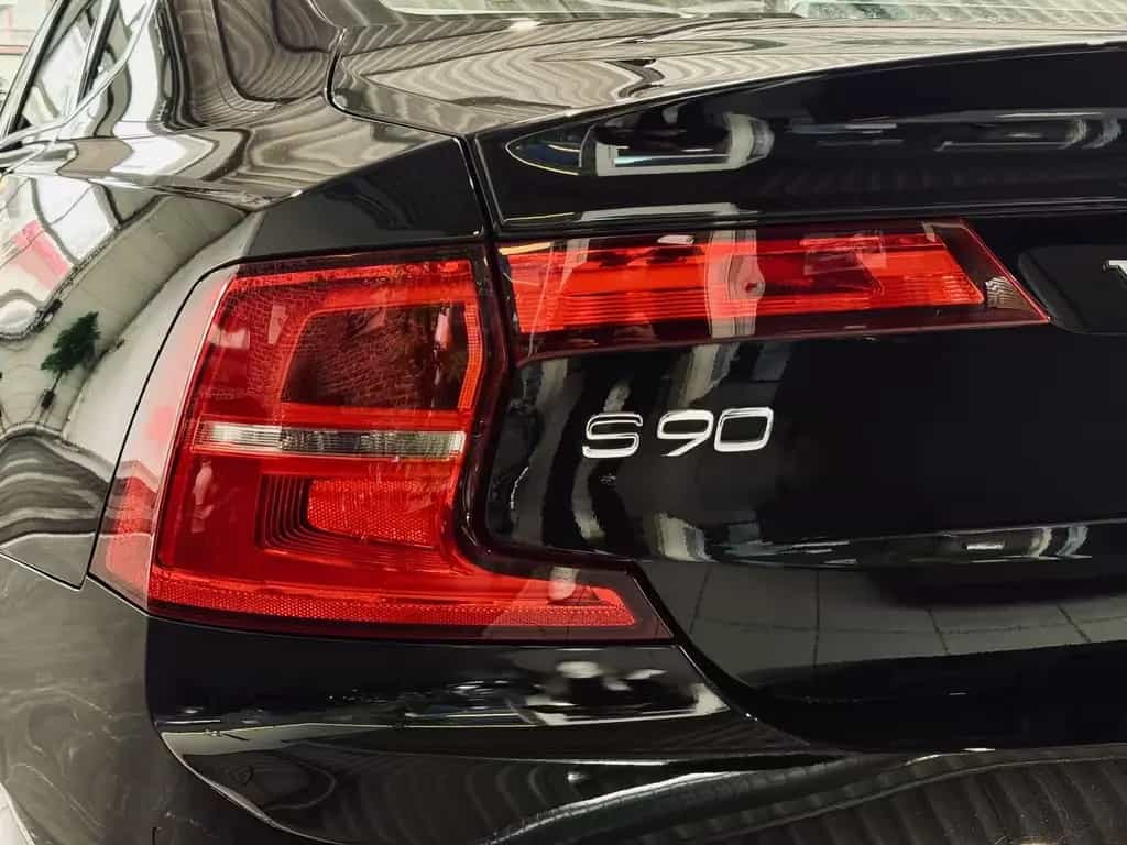 Volvo S90 Inscription AWD Bowers&Wilkins|360*|HUD|KEYL 08/2016-photo-10