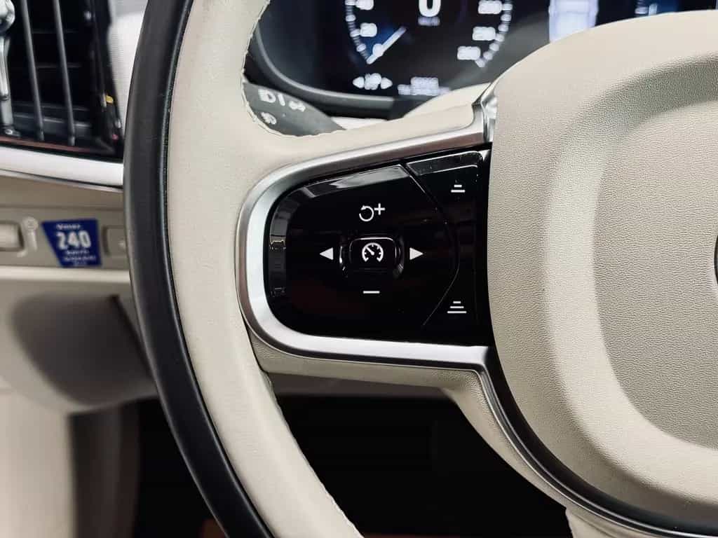 Volvo S90 Inscription AWD Bowers&Wilkins|360*|HUD|KEYL 08/2016-photo-19