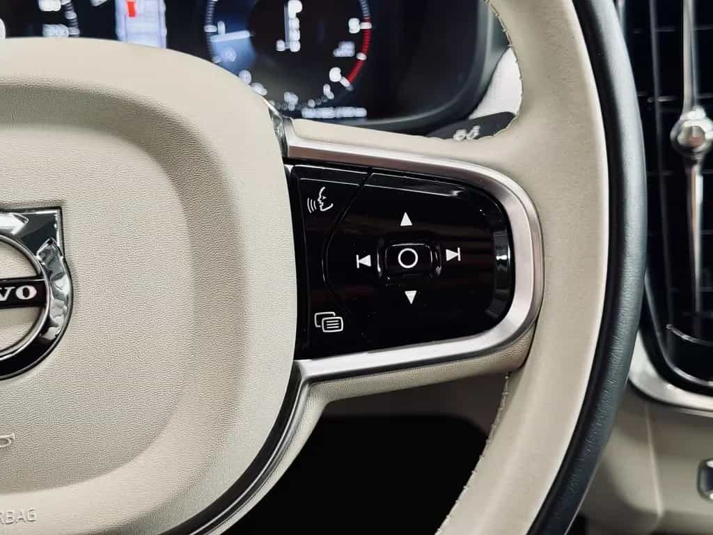 Volvo S90 Inscription AWD Bowers&Wilkins|360*|HUD|KEYL 08/2016-photo-20