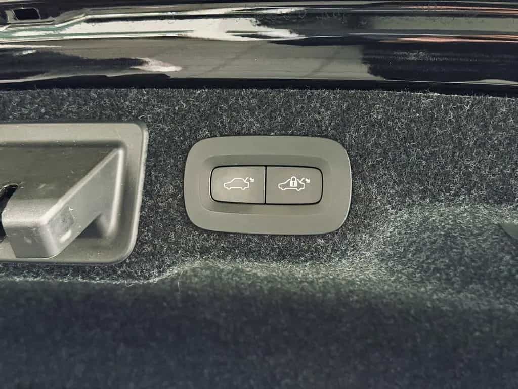 Volvo S90 Inscription AWD Bowers&Wilkins|360*|HUD|KEYL 08/2016-photo-35