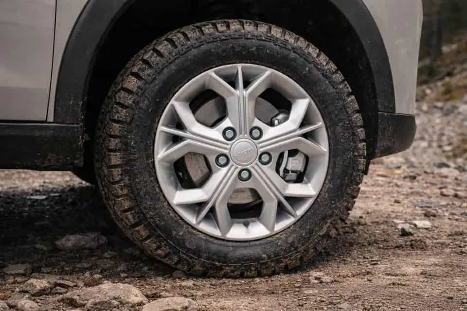 KGM Tivoli Forest 4WD null-photo-1