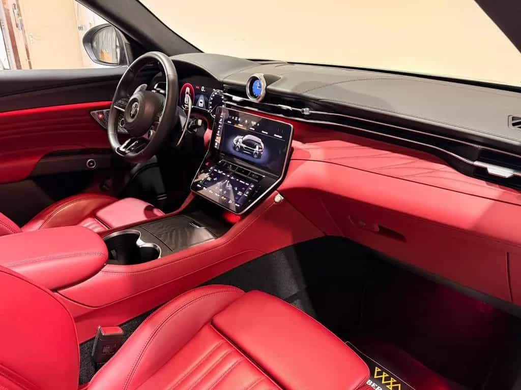 Maserati Grecale Modena 4WD*PANO*360°*S&F*HuD*ACC* 11/2022-photo-25