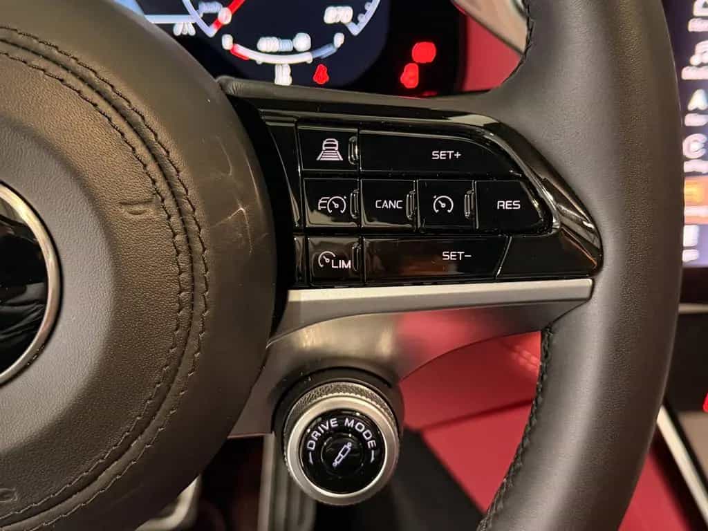 Maserati Grecale Modena 4WD*PANO*360°*S&F*HuD*ACC* 11/2022-photo-39