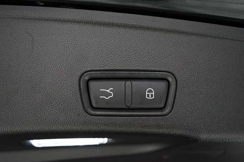 Maserati Grecale Modena 4WD*PANO*360°*S&F*HuD*ACC* 11/2022-photo-40