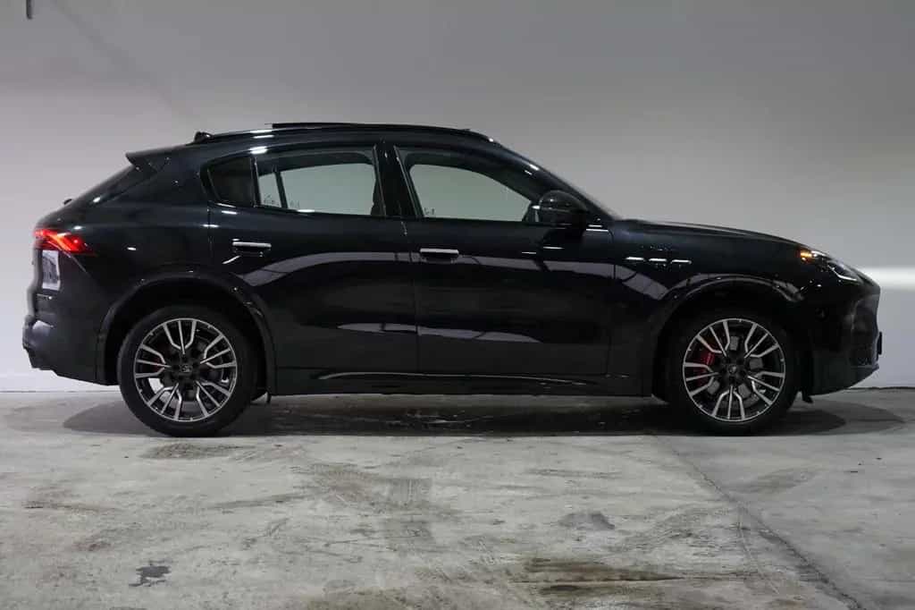 Maserati Grecale Modena 4WD*PANO*360°*S&F*HuD*ACC* 11/2022-photo-5