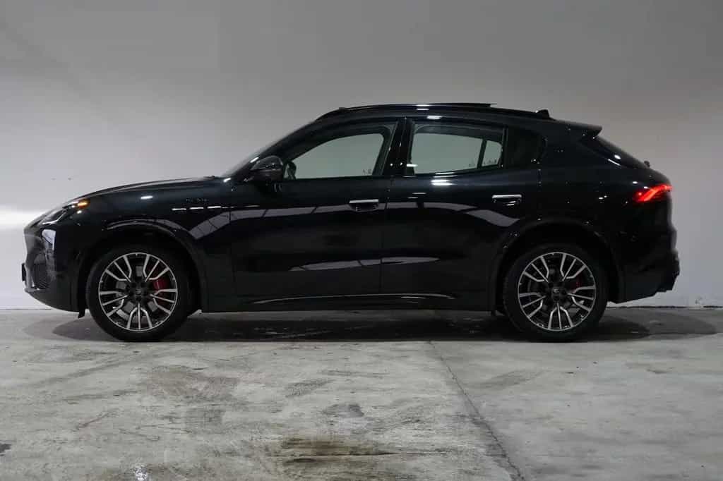 Maserati Grecale Modena 4WD*PANO*360°*S&F*HuD*ACC* 11/2022-photo-9