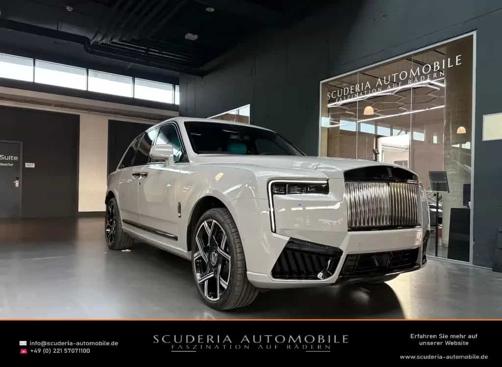 Rolls-Royce Cullinan Black Badge null-photo-0