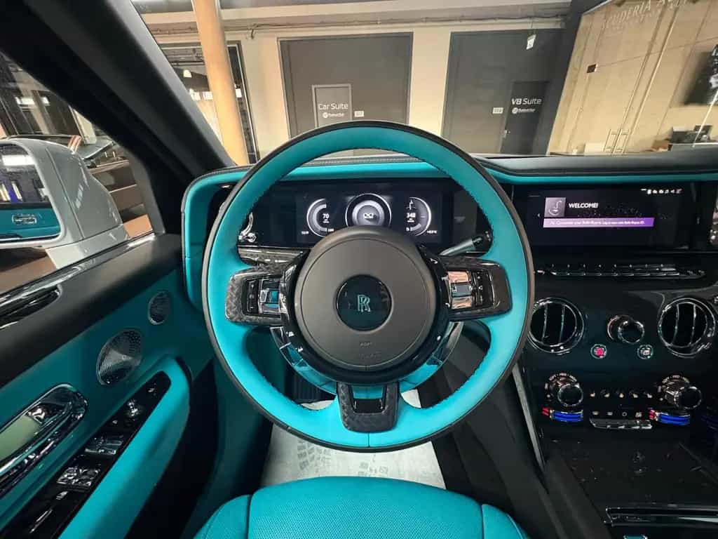 Rolls-Royce Cullinan Black Badge null-photo-9