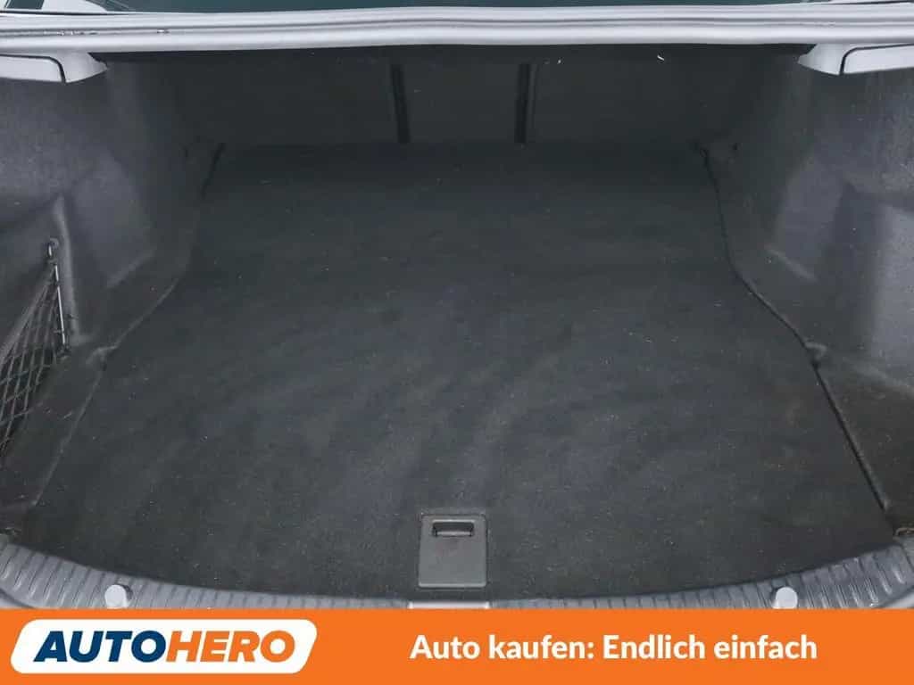Mercedes-Benz C-Class 180 CGI Exclusive Aut.*NAVI*LED*PDC*SHZ*TEMPO* 07/2017-photo-16