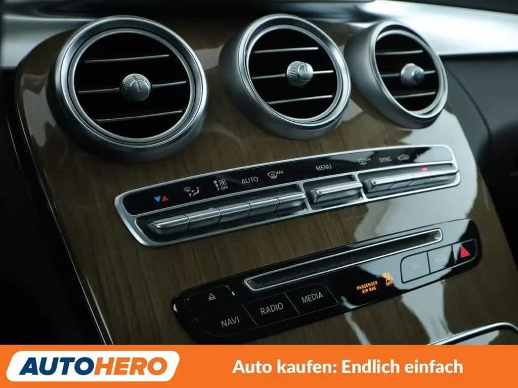 Mercedes-Benz C-Class 180 CGI Exclusive Aut.*NAVI*LED*PDC*SHZ*TEMPO* 07/2017-photo-23