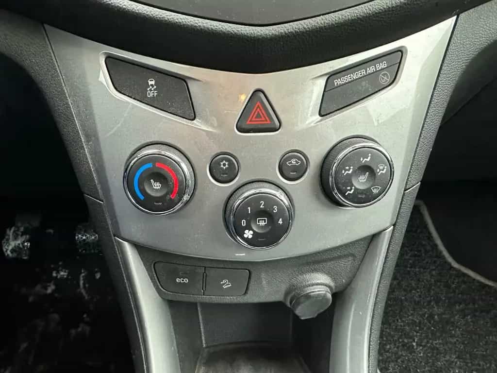 Chevrolet Trax 1,4 LT+/Leder/Kamera/Klima/SHZ/Schiebedach/ 03/2014-photo-17
