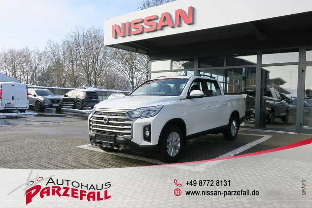 KGM Musso Grand Core 6AT 4X4 NAVI KLIMA RFK PDC null-photo-0
