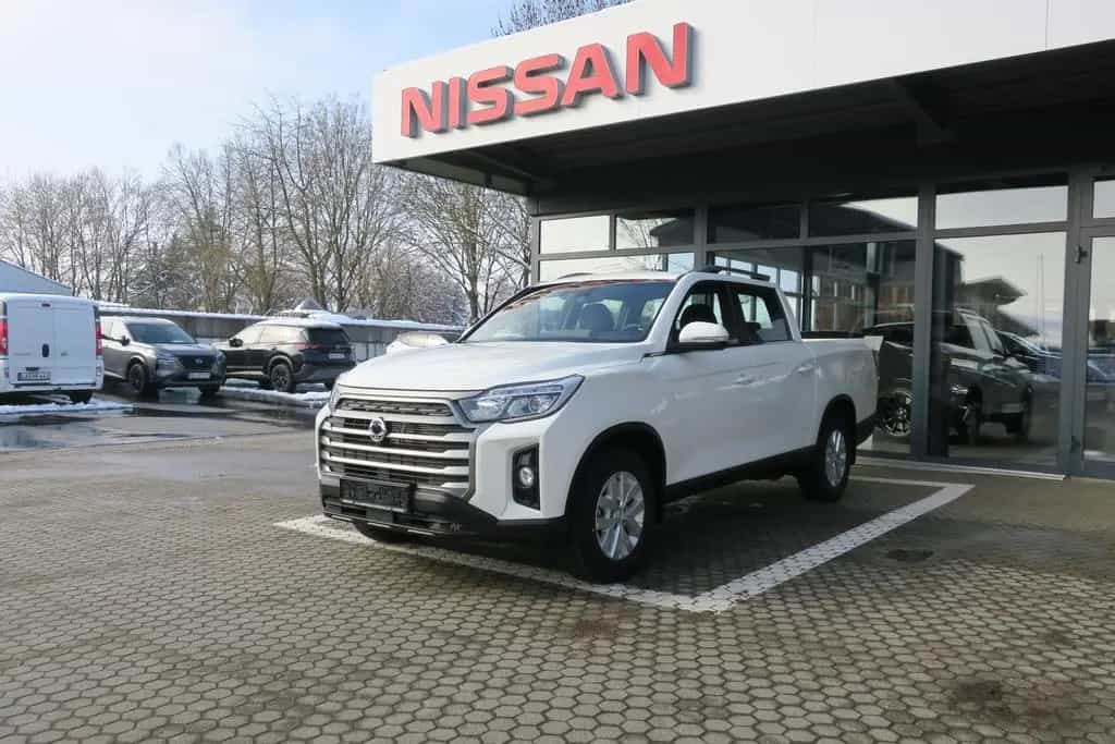 KGM Musso Grand Core 6AT 4X4 NAVI KLIMA RFK PDC null-photo-1