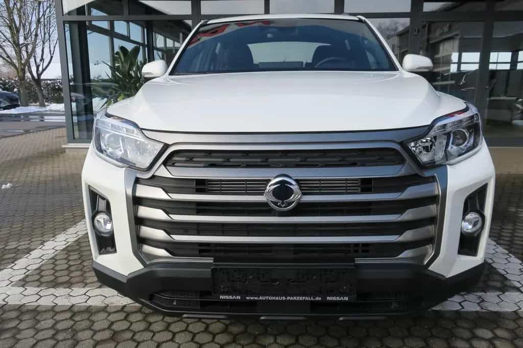 KGM Musso Grand Core 6AT 4X4 NAVI KLIMA RFK PDC null-photo-3
