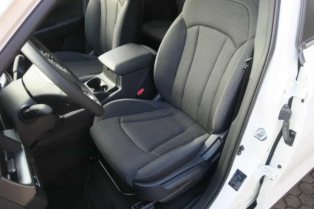 KGM Musso Grand Core 6AT 4X4 NAVI KLIMA RFK PDC null-photo-8