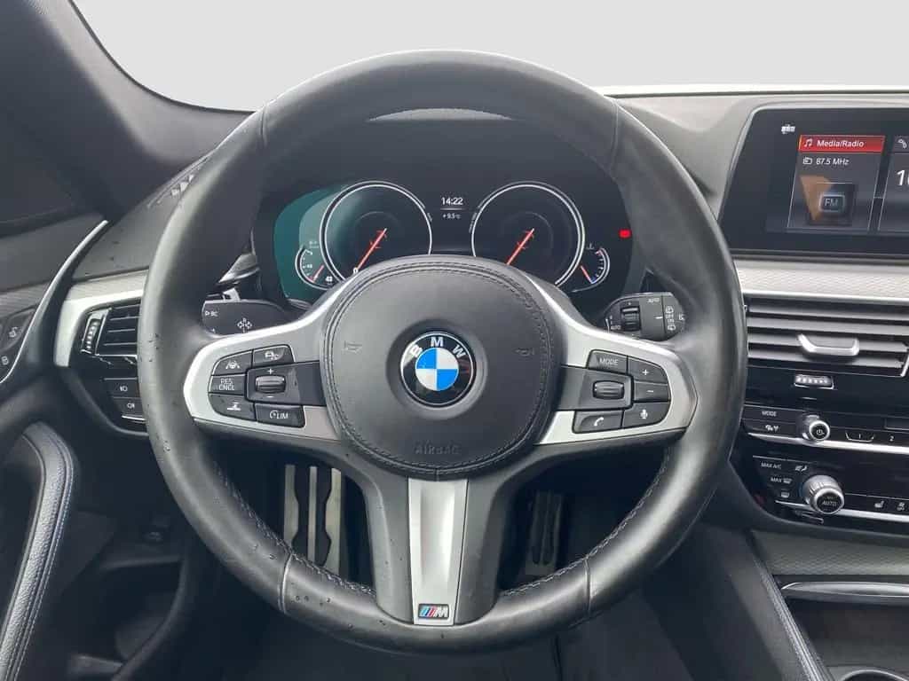 BMW 5 Series 520d xDrive Touring Aut. ///M-Sport ACC HUD RFK 02/2018-photo-11