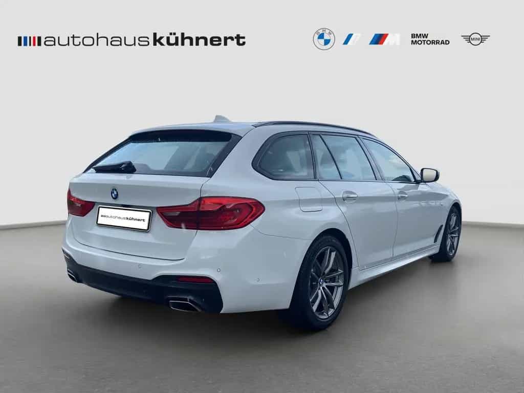 BMW 5 Series 520d xDrive Touring Aut. ///M-Sport ACC HUD RFK 02/2018-photo-5