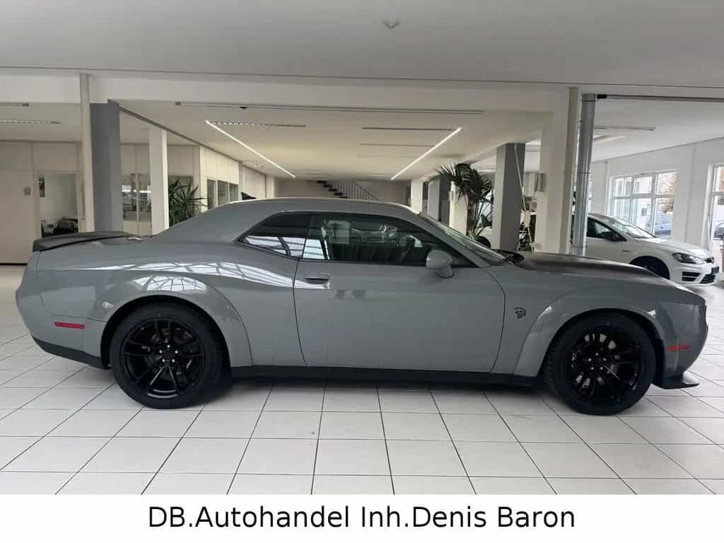 Dodge Challenger 6.4 V8 SRT Scat Pack Widebody 06/2023-photo-3