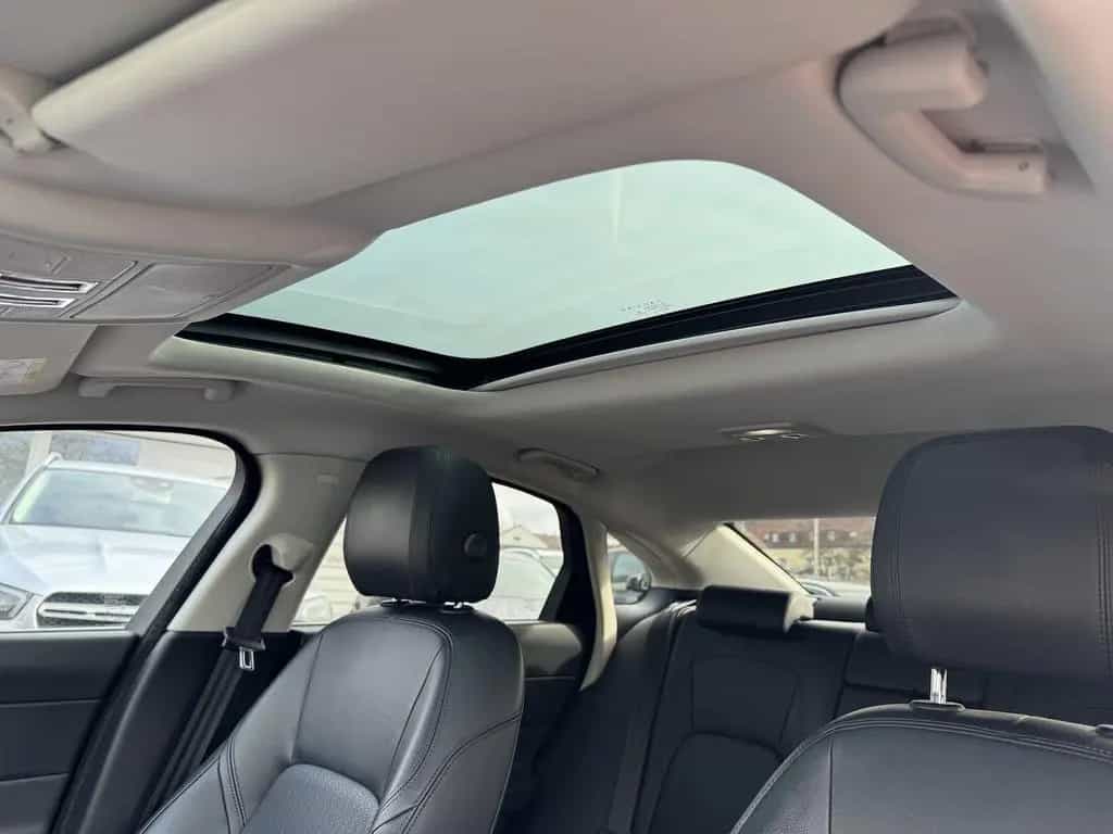 Jaguar XF 25d Prestige NAVI LEDER PANO RFKA TWA 03/2018-photo-28