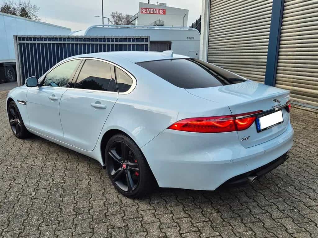 Jaguar XF 25t R-Sport Automatik * Scheckheft 03/2019-photo-2