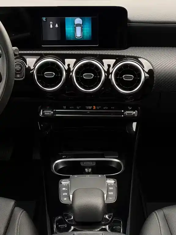 Mercedes-Benz CLA 180 Shooting Brake CLA 180 SB SHZ LKA TEMP MBUX Navi Wifi CarPlay 06/2023-photo-17