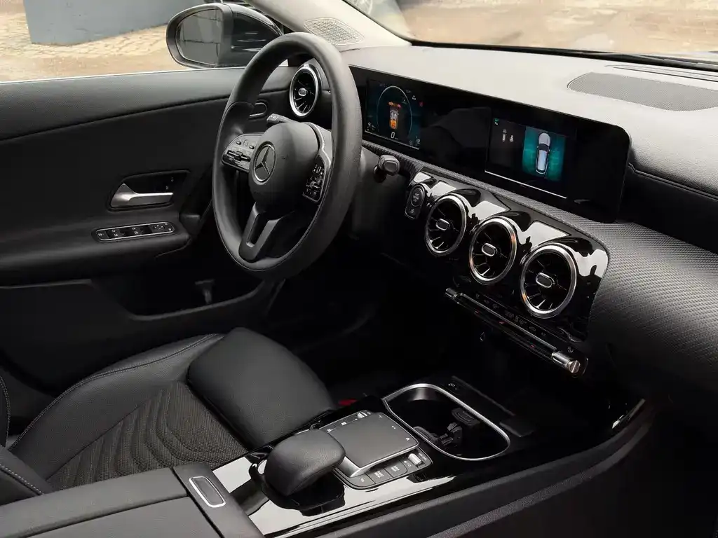 Mercedes-Benz CLA 180 Shooting Brake CLA 180 SB SHZ LKA TEMP MBUX Navi Wifi CarPlay 06/2023-photo-22