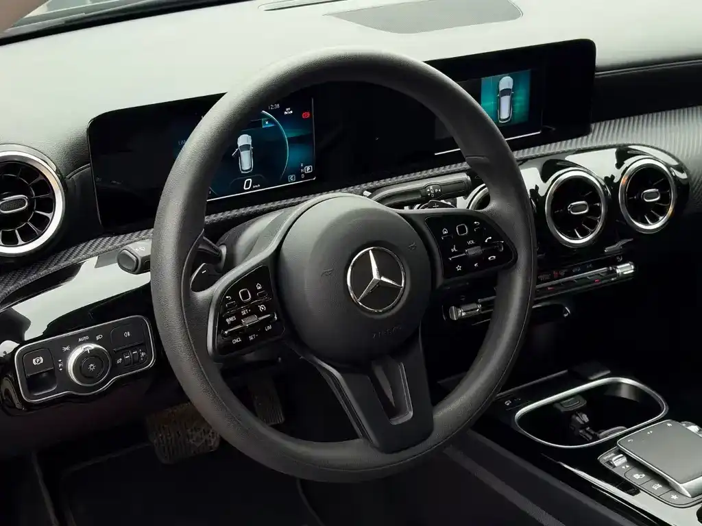Mercedes-Benz CLA 180 Shooting Brake CLA 180 SB SHZ LKA TEMP MBUX Navi Wifi CarPlay 06/2023-photo-9