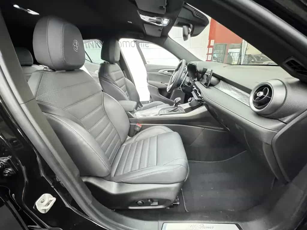 Alfa Romeo Tonale 1.6 VGT-D Veloce ACC LED Car Play 07/2024-photo-15