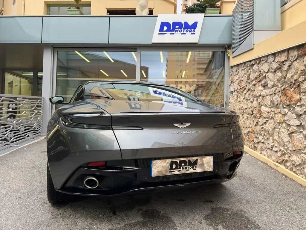 Aston Martin DB11 12/2020-photo-5
