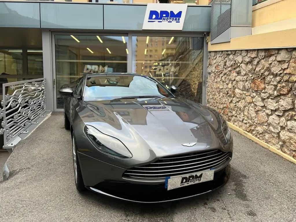 Aston Martin DB11 12/2020-photo-7