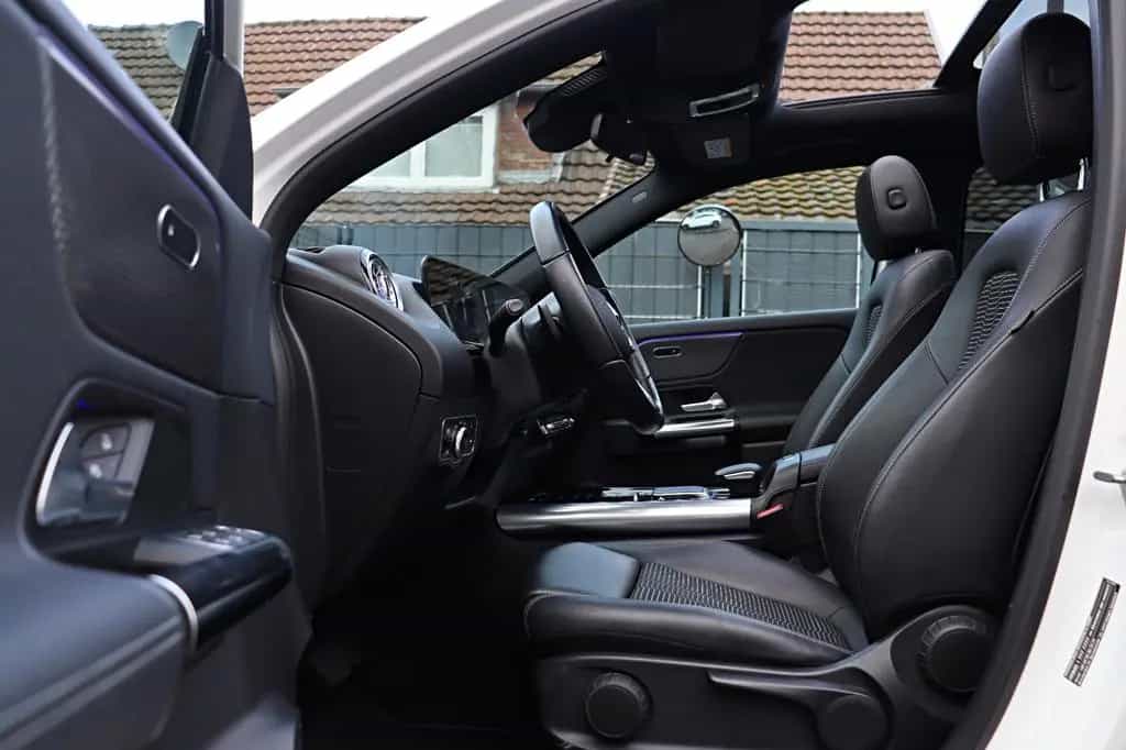 Mercedes-Benz GLA-Class 200 Progressive *LED*NAVI*MBUX*PANO*RFK*SHZ* 08/2020-photo-10