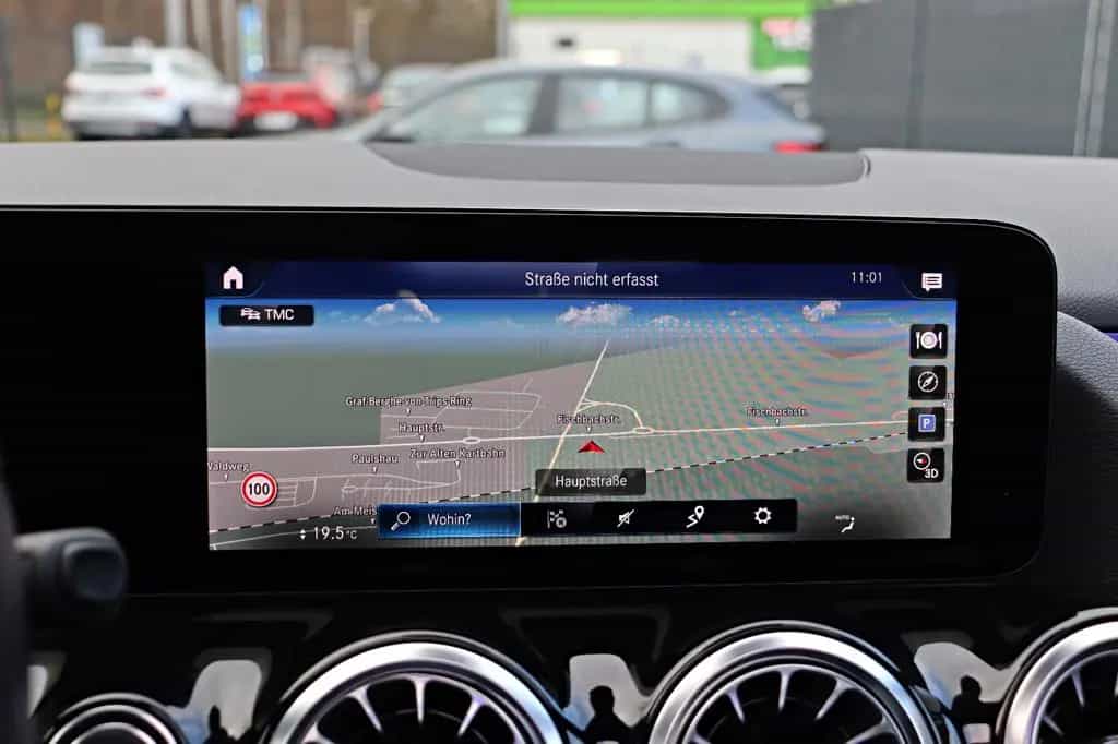 Mercedes-Benz GLA-Class 200 Progressive *LED*NAVI*MBUX*PANO*RFK*SHZ* 08/2020-photo-16