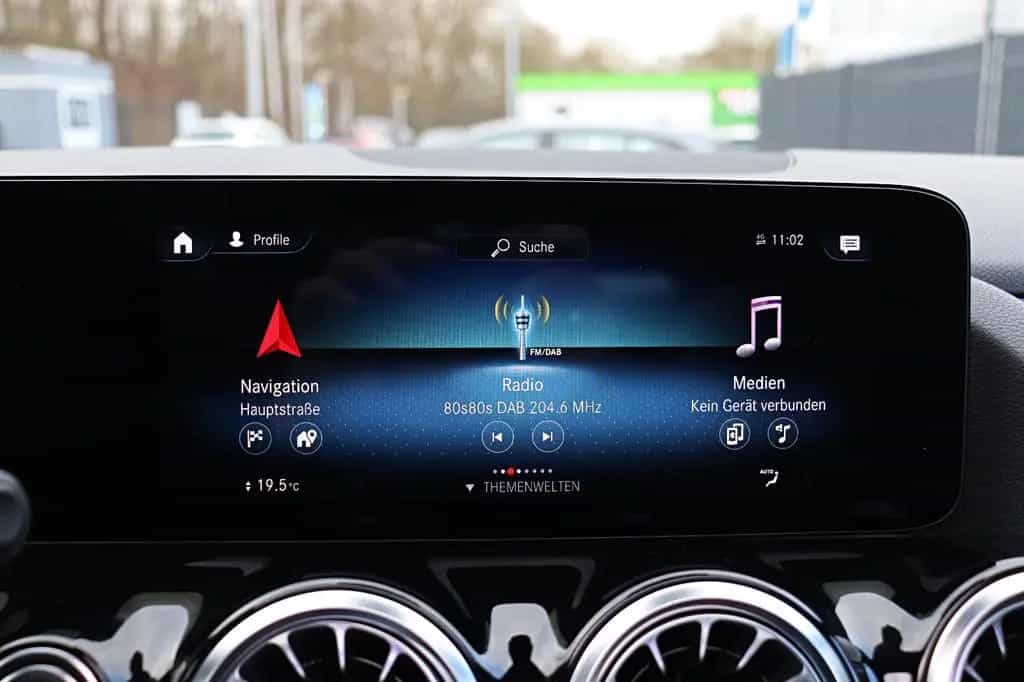 Mercedes-Benz GLA-Class 200 Progressive *LED*NAVI*MBUX*PANO*RFK*SHZ* 08/2020-photo-17