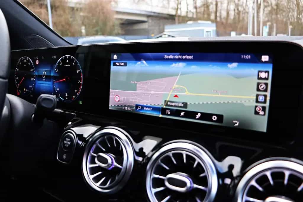 Mercedes-Benz GLA-Class 200 Progressive *LED*NAVI*MBUX*PANO*RFK*SHZ* 08/2020-photo-24
