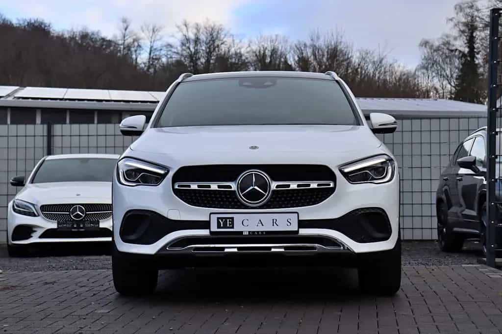 Mercedes-Benz GLA-Class 200 Progressive *LED*NAVI*MBUX*PANO*RFK*SHZ* 08/2020-photo-3