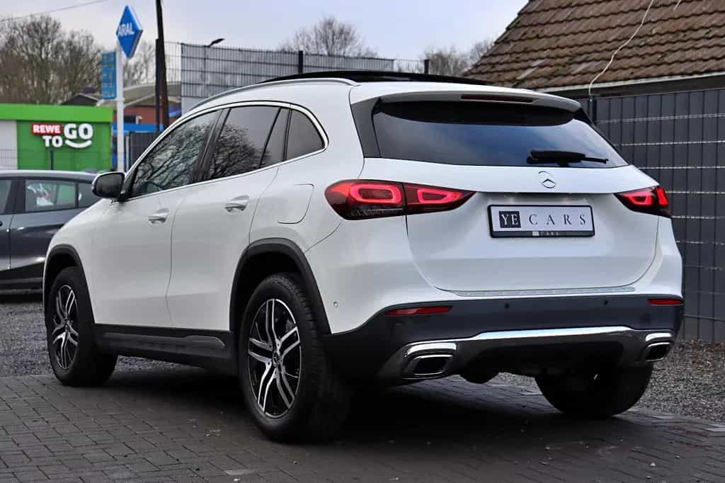 Mercedes-Benz GLA-Class 200 Progressive *LED*NAVI*MBUX*PANO*RFK*SHZ* 08/2020-photo-5