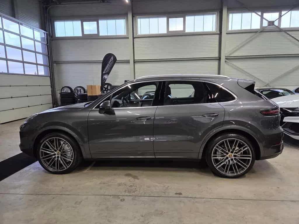 Porsche Cayenne Turbo/Sitzlüftung/Soft-Close/PDLS+/*700€ 11/2019-photo-12